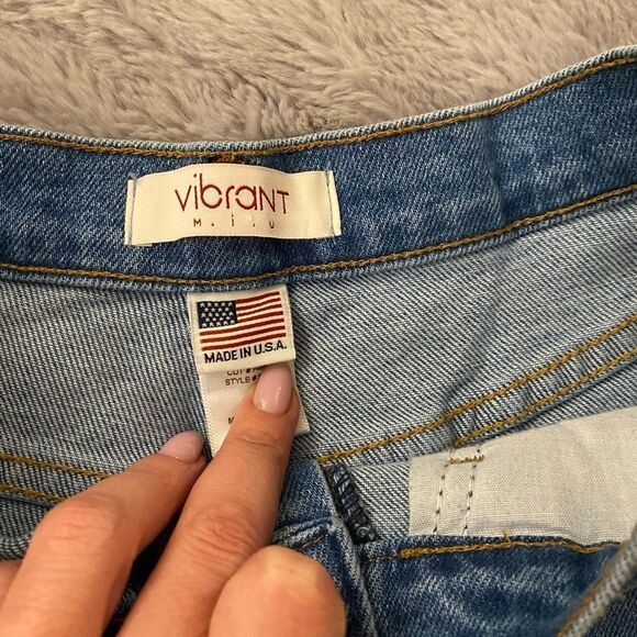 Vibrant MIU high waist flare jean shorts, M - Picture 6 of 9